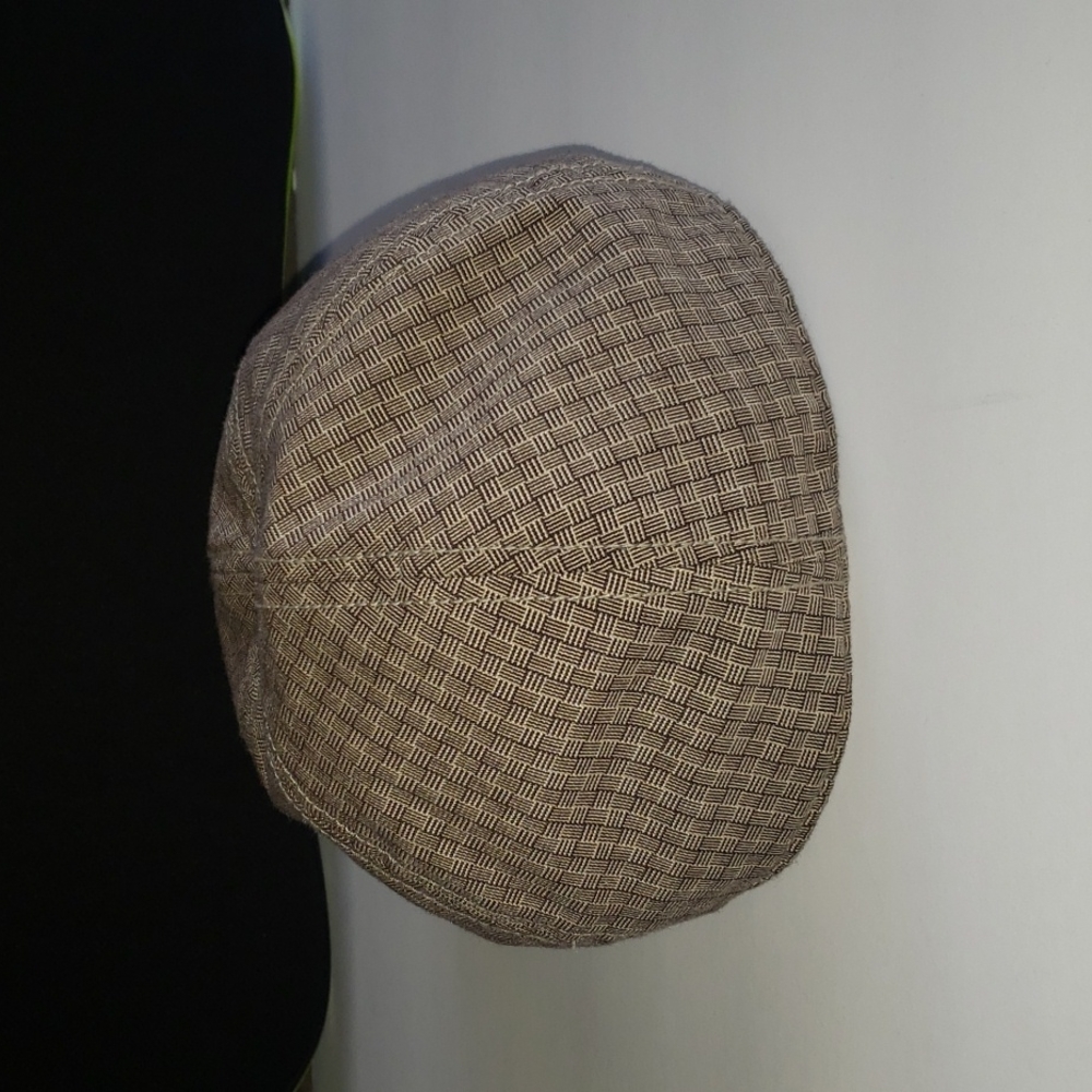 LIDS tan cap - Picture 3 of 6